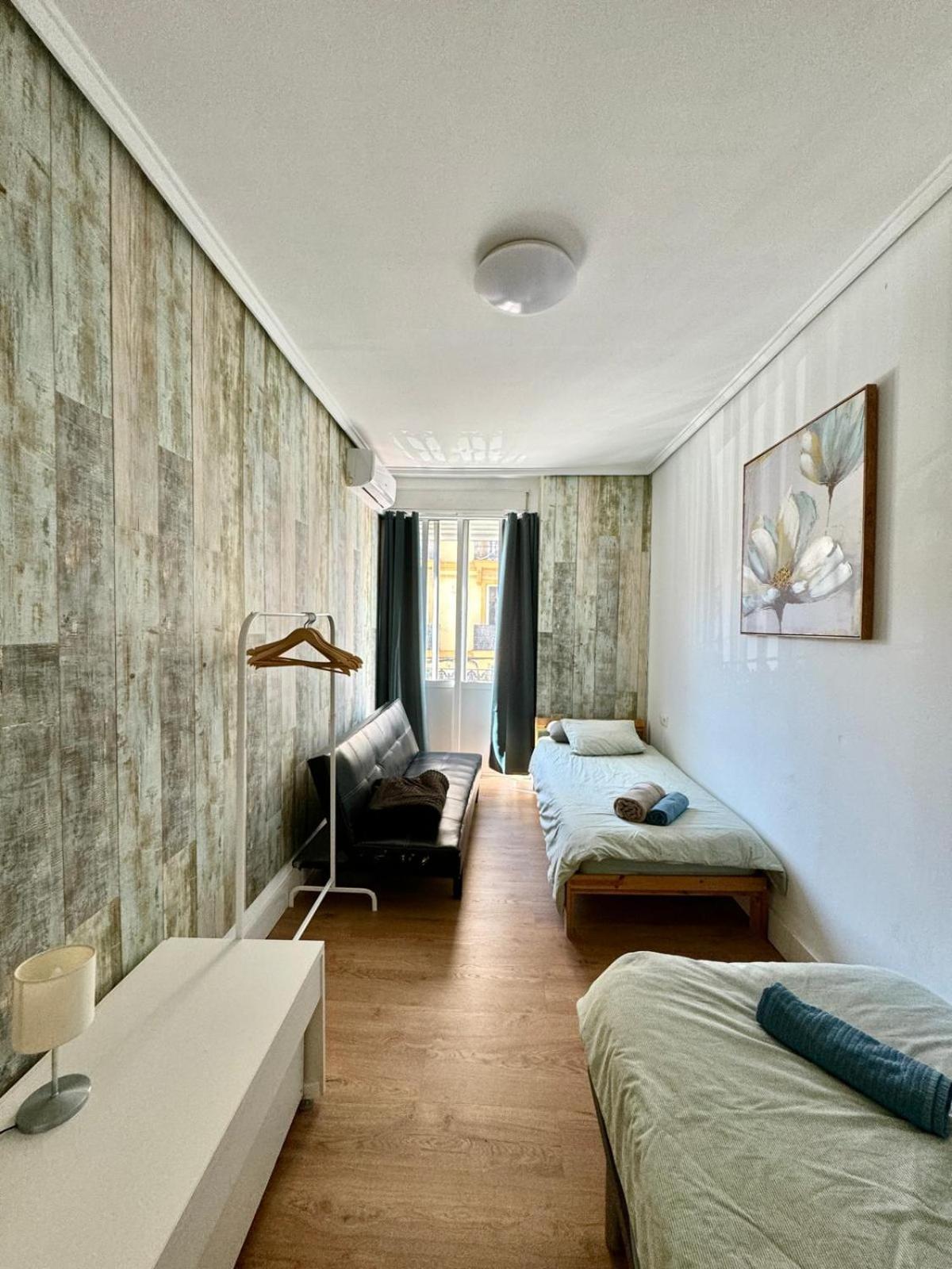 Vlc Center 4 Room Apartment Valencia Exterior photo